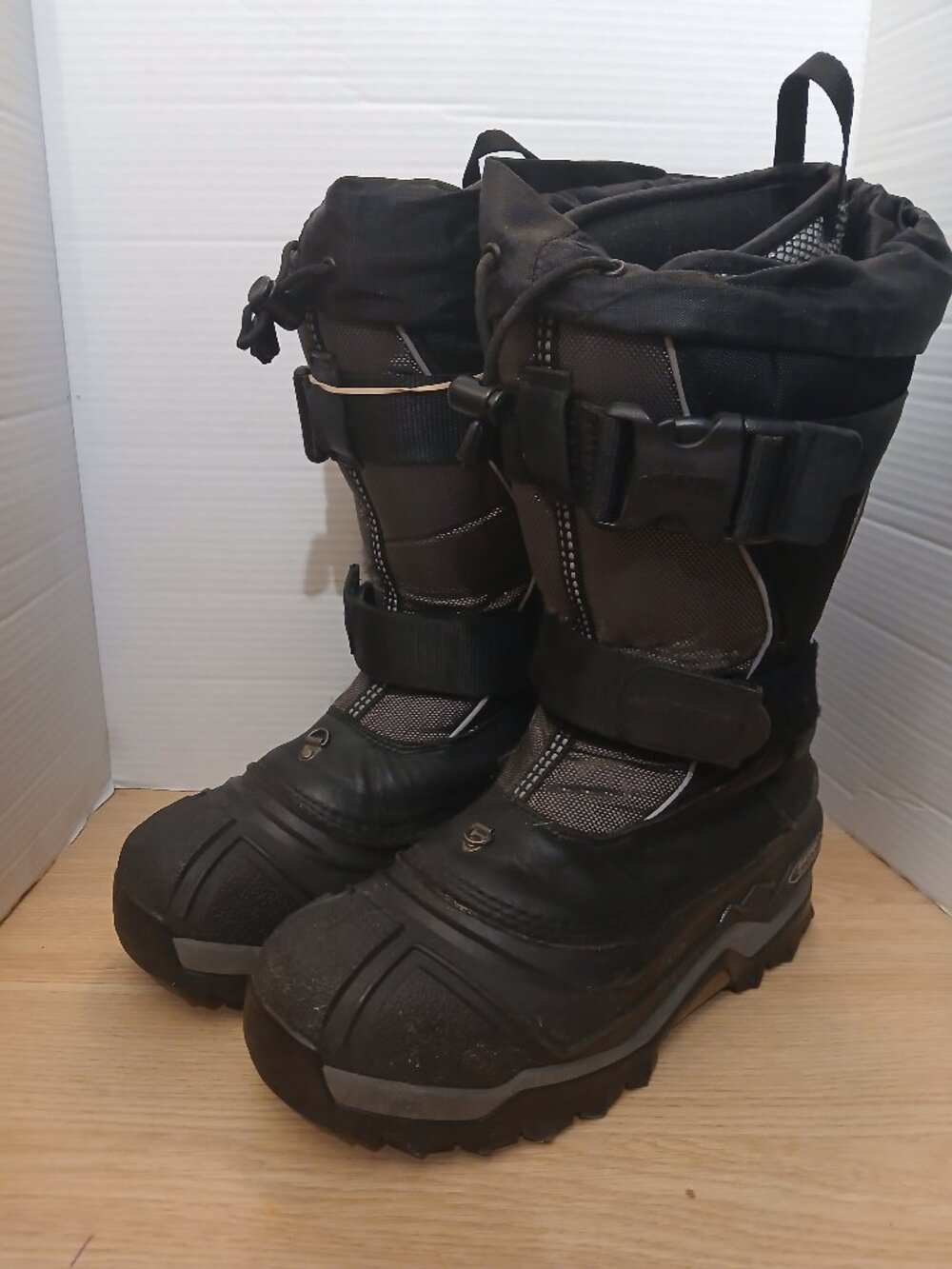 Baffin Selkirk EPIC-M002 Polar Proven Waterproof Snow Boots Men's Size 10 Black